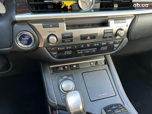 Черный Лексус С 350, объемом двигателя 25 л и пробегом 136 тыс. км за 25990 $, фото 29 на Automoto.ua