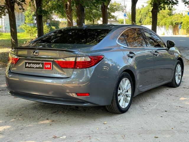 Серый Лексус С 350, объемом двигателя 2.5 л и пробегом 220 тыс. км за 17990 $, фото 8 на Automoto.ua