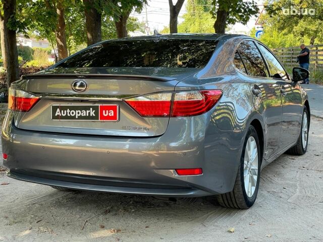 Серый Лексус С 350, объемом двигателя 2.5 л и пробегом 220 тыс. км за 17990 $, фото 9 на Automoto.ua