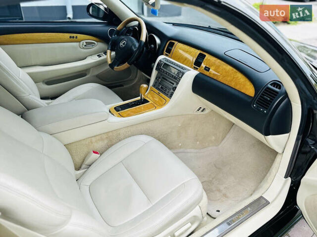 Черный Лексус СЦ, объемом двигателя 4.3 л и пробегом 140 тыс. км за 15499 $, фото 10 на Automoto.ua