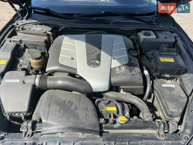 Черный Лексус СЦ, объемом двигателя 4.29 л и пробегом 130 тыс. км за 15999 $, фото 26 на Automoto.ua