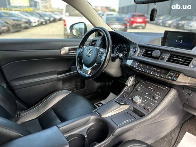Белый Лексус CT 200h, объемом двигателя 1.8 л и пробегом 187 тыс. км за 16490 $, фото 29 на Automoto.ua