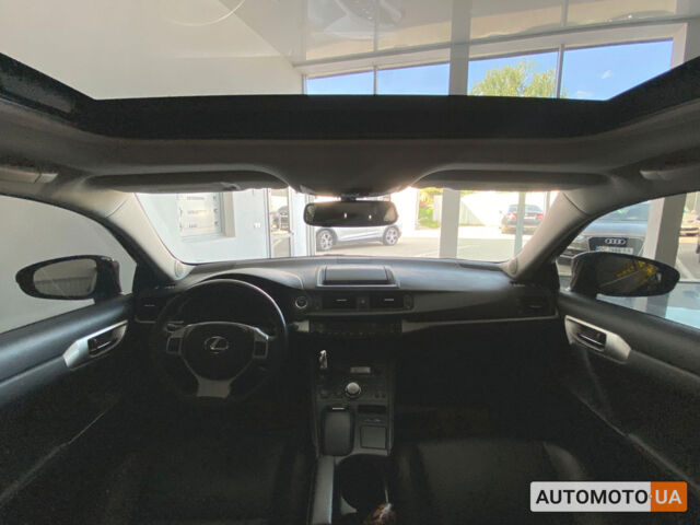 Черный Лексус CT 200h, объемом двигателя 1.8 л и пробегом 139 тыс. км за 15000 $, фото 14 на Automoto.ua