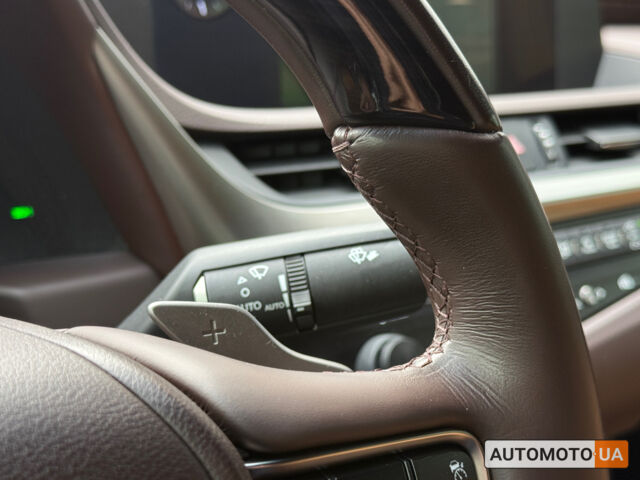 Сірий Лексус ES 250, об'ємом двигуна 3.5 л та пробігом 68 тис. км за 36300 $, фото 5 на Automoto.ua