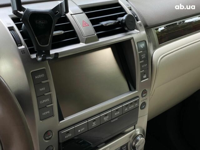 Черный Лексус GX 460, объемом двигателя 4.6 л и пробегом 132 тыс. км за 36990 $, фото 21 на Automoto.ua