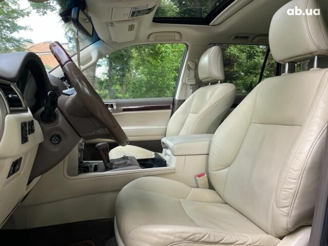 Черный Лексус GX 460, объемом двигателя 4.6 л и пробегом 132 тыс. км за 36990 $, фото 15 на Automoto.ua