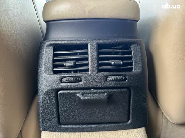 Белый Лексус IS 220, объемом двигателя 2.2 л и пробегом 351 тыс. км за 8990 $, фото 37 на Automoto.ua