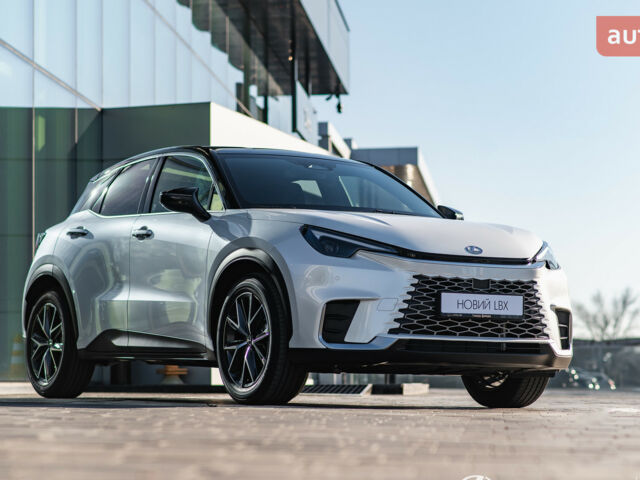 Лексус LBX, об'ємом двигуна 1.49 л та пробігом 0 тис. км за 42240 $, фото 3 на Automoto.ua