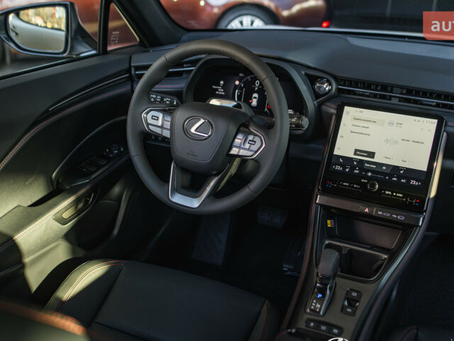 Лексус LBX, об'ємом двигуна 1.49 л та пробігом 0 тис. км за 42240 $, фото 18 на Automoto.ua