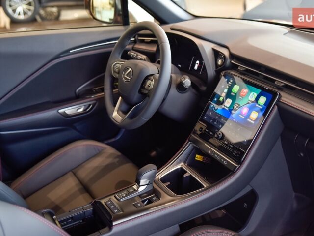 Лексус LBX, об'ємом двигуна 1.49 л та пробігом 0 тис. км за 42760 $, фото 3 на Automoto.ua