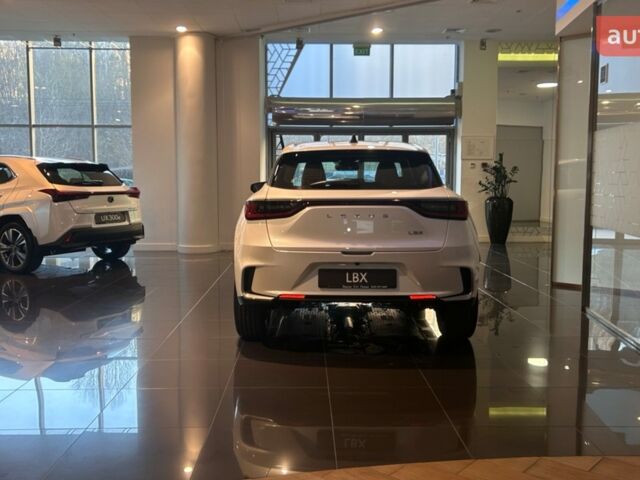 Лексус LBX 2025 в Киеве на Automoto.ua Лексус LBX, объемом двигателя 1.49 л и пробегом 0 тыс. км за 41090 $, фото 26 на Automoto.ua