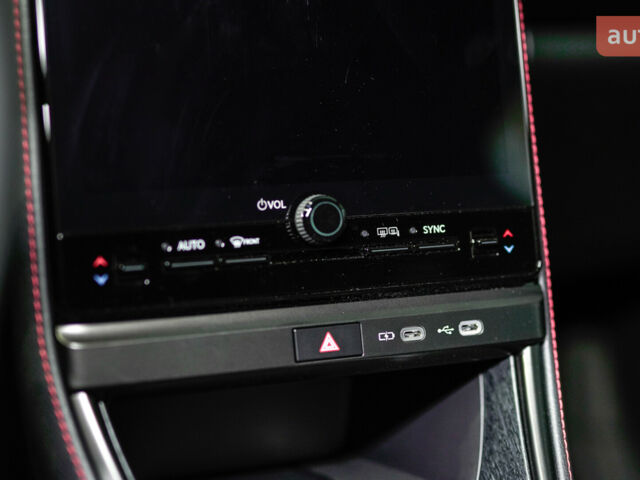 Лексус LBX, объемом двигателя 1.49 л и пробегом 0 тыс. км за 42260 $, фото 19 на Automoto.ua