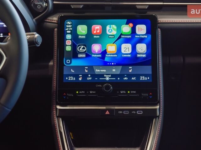 Лексус LBX, об'ємом двигуна 1.49 л та пробігом 0 тис. км за 42760 $, фото 17 на Automoto.ua