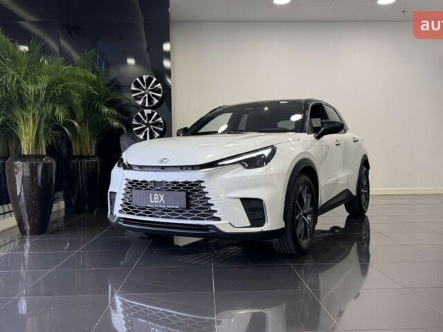 Лексус LBX, объемом двигателя 1.49 л и пробегом 0 тыс. км за 42260 $, фото 7 на Automoto.ua