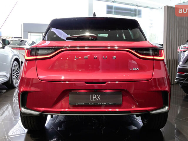 Лексус LBX, объемом двигателя 1.49 л и пробегом 0 тыс. км за 42260 $, фото 4 на Automoto.ua