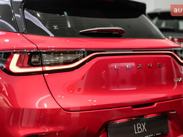 Лексус LBX, объемом двигателя 1.49 л и пробегом 0 тыс. км за 42260 $, фото 5 на Automoto.ua