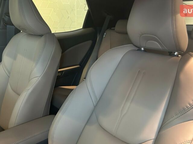 Лексус LBX 2025 в Киеве на Automoto.ua Лексус LBX, объемом двигателя 1.49 л и пробегом 0 тыс. км за 41090 $, фото 13 на Automoto.ua