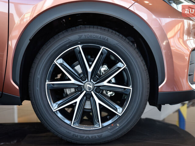 Лексус LBX, об'ємом двигуна 1.49 л та пробігом 0 тис. км за 42760 $, фото 10 на Automoto.ua