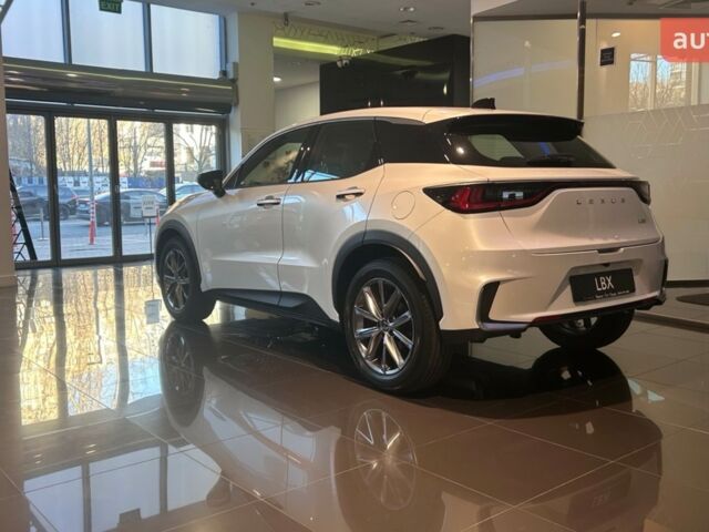 Лексус LBX 2025 в Киеве на Automoto.ua Лексус LBX, объемом двигателя 1.49 л и пробегом 0 тыс. км за 41090 $, фото 24 на Automoto.ua