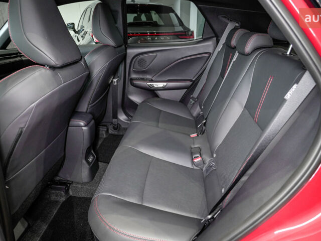 Лексус LBX, объемом двигателя 1.49 л и пробегом 0 тыс. км за 42260 $, фото 13 на Automoto.ua