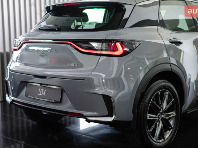 Лексус LBX, об'ємом двигуна 1.49 л та пробігом 0 тис. км за 41090 $, фото 6 на Automoto.ua