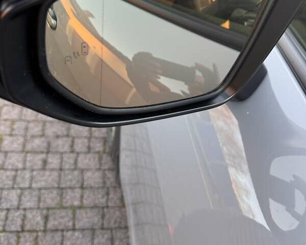 Серый Лексус LBX, объемом двигателя 1.49 л и пробегом 1 тыс. км за 38500 $, фото 23 на Automoto.ua