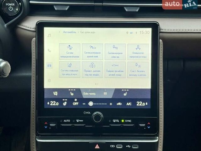 Синій Лексус LBX, об'ємом двигуна 1.49 л та пробігом 18 тис. км за 39500 $, фото 37 на Automoto.ua