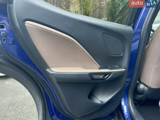 Синій Лексус LBX, об'ємом двигуна 1.49 л та пробігом 18 тис. км за 39500 $, фото 18 на Automoto.ua