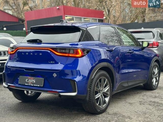 Синій Лексус LBX, об'ємом двигуна 1.49 л та пробігом 18 тис. км за 39500 $, фото 11 на Automoto.ua