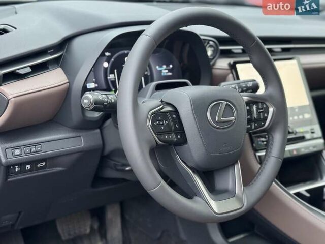 Синій Лексус LBX, об'ємом двигуна 1.49 л та пробігом 18 тис. км за 39500 $, фото 40 на Automoto.ua