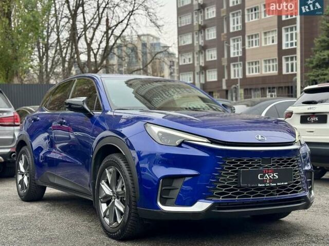 Синій Лексус LBX, об'ємом двигуна 1.49 л та пробігом 18 тис. км за 39500 $, фото 6 на Automoto.ua