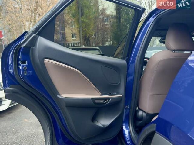 Синій Лексус LBX, об'ємом двигуна 1.49 л та пробігом 18 тис. км за 39500 $, фото 19 на Automoto.ua