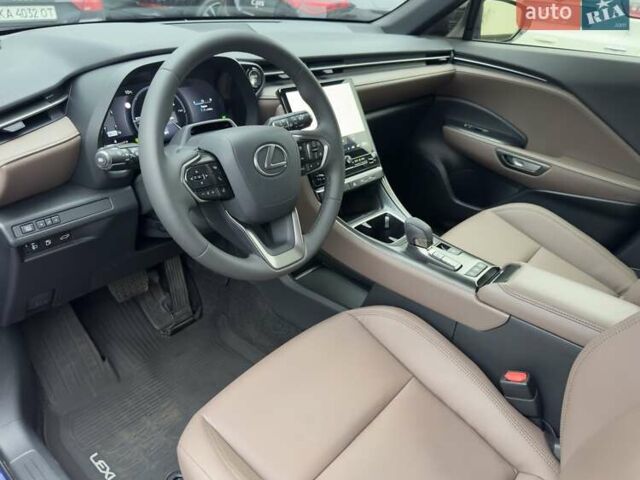 Синій Лексус LBX, об'ємом двигуна 1.49 л та пробігом 18 тис. км за 39500 $, фото 12 на Automoto.ua