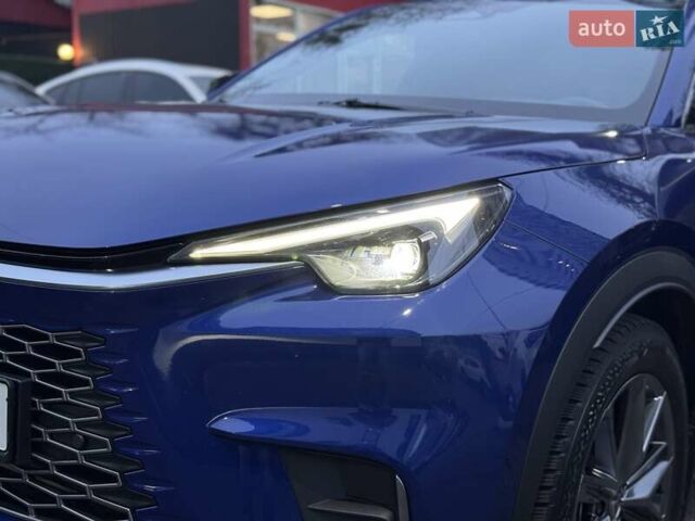 Синій Лексус LBX, об'ємом двигуна 1.49 л та пробігом 18 тис. км за 39500 $, фото 42 на Automoto.ua