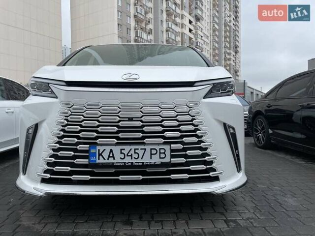 Білий Лексус LM, об'ємом двигуна 2.49 л та пробігом 8 тис. км за 115900 $, фото 17 на Automoto.ua