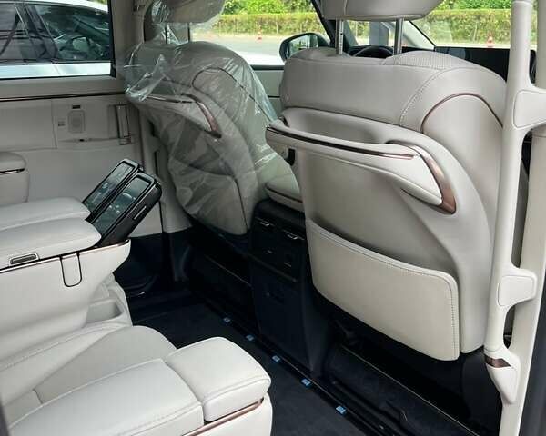 Білий Лексус LM, об'ємом двигуна 2.49 л та пробігом 8 тис. км за 115900 $, фото 8 на Automoto.ua