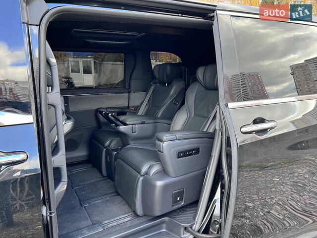 Чорний Лексус LM, об'ємом двигуна 2.5 л та пробігом 34 тис. км за 81300 $, фото 4 на Automoto.ua