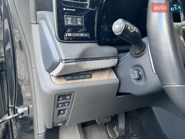 Чорний Лексус LM, об'ємом двигуна 2.5 л та пробігом 34 тис. км за 81300 $, фото 8 на Automoto.ua