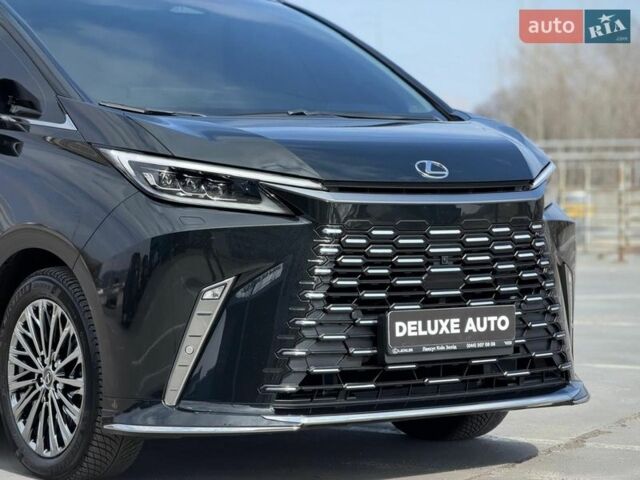 Черный Лексус LM, объемом двигателя 2.49 л и пробегом 2 тыс. км за 115000 $, фото 14 на Automoto.ua