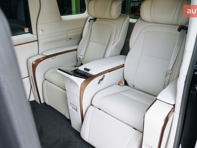 Лексус LM, объемом двигателя 2.49 л и пробегом 0 тыс. км за 141386 $, фото 15 на Automoto.ua