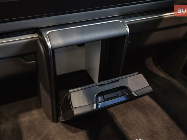 Лексус LM, об'ємом двигуна 2.49 л та пробігом 0 тис. км за 147334 $, фото 18 на Automoto.ua