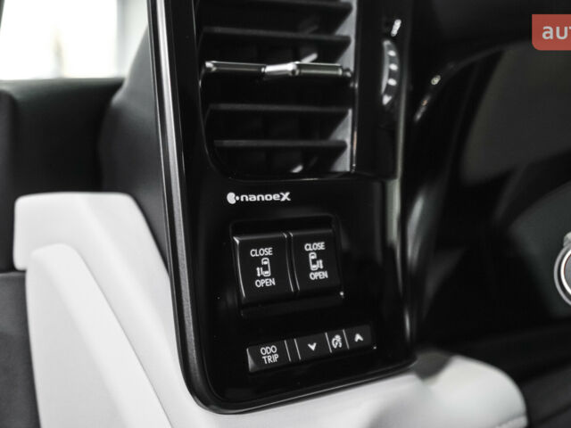 Лексус LM, об'ємом двигуна 2.49 л та пробігом 0 тис. км за 118260 $, фото 19 на Automoto.ua