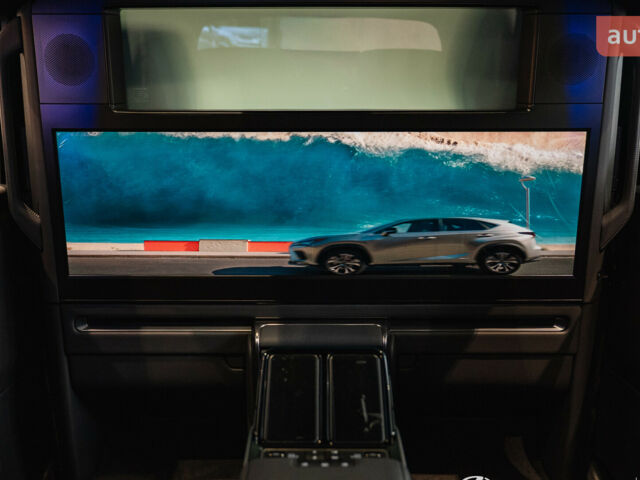 Лексус LM, об'ємом двигуна 2.49 л та пробігом 0 тис. км за 147334 $, фото 17 на Automoto.ua