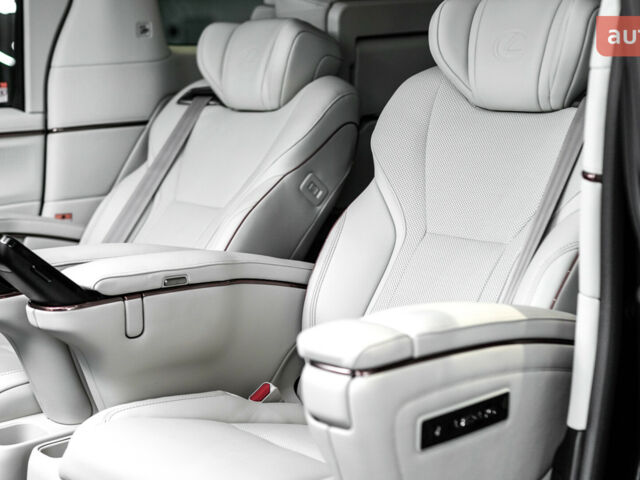 Лексус LM, объемом двигателя 2.49 л и пробегом 0 тыс. км за 118260 $, фото 15 на Automoto.ua