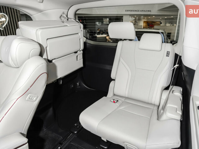 Лексус LM, объемом двигателя 2.49 л и пробегом 0 тыс. км за 118260 $, фото 13 на Automoto.ua