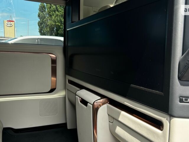 Лексус LM, об'ємом двигуна 2.49 л та пробігом 0 тис. км за 144990 $, фото 8 на Automoto.ua