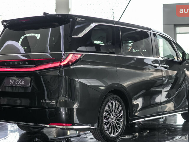 Лексус LM, объемом двигателя 2.49 л и пробегом 0 тыс. км за 118260 $, фото 4 на Automoto.ua