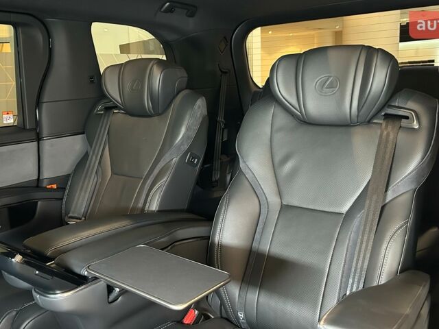 Лексус LM, объемом двигателя 2.49 л и пробегом 0 тыс. км за 118260 $, фото 14 на Automoto.ua