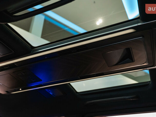 Лексус LM, об'ємом двигуна 2.49 л та пробігом 0 тис. км за 147334 $, фото 11 на Automoto.ua