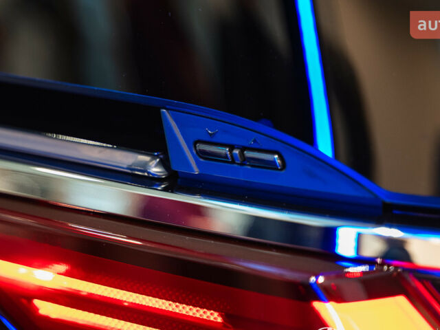 Лексус LM, об'ємом двигуна 2.49 л та пробігом 0 тис. км за 147334 $, фото 5 на Automoto.ua